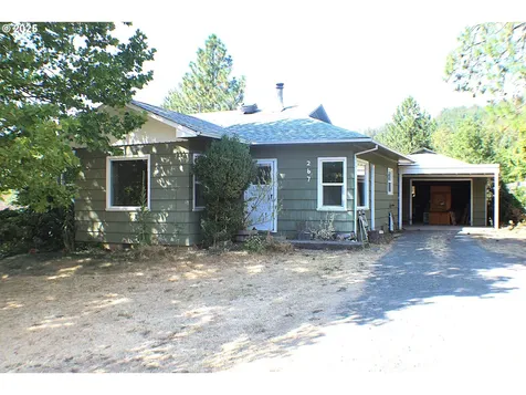 267 Crest Drive Myrtle Creek OR 97457