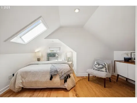 1720 SE Franklin Street Portland OR 97202