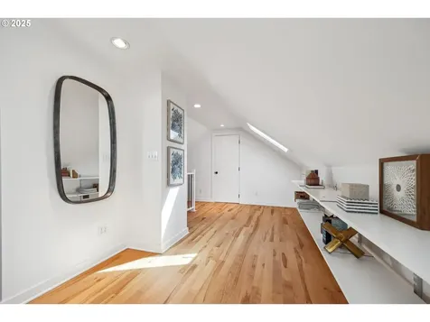 1720 SE Franklin Street Portland OR 97202