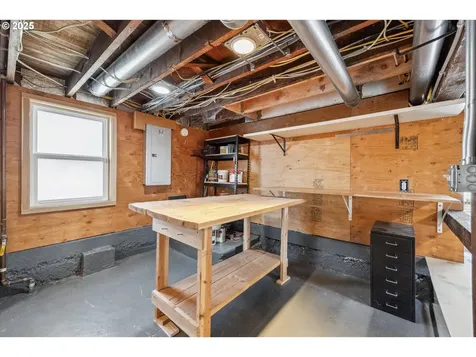 1720 SE Franklin Street Portland OR 97202