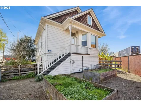 1720 SE Franklin Street Portland OR 97202