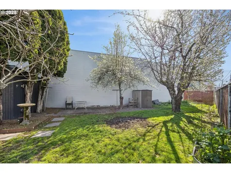 1720 SE Franklin Street Portland OR 97202