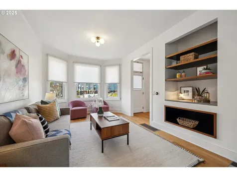 1720 SE Franklin Street Portland OR 97202