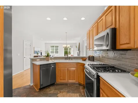 5140 NE Molly Street Hillsboro OR 97124