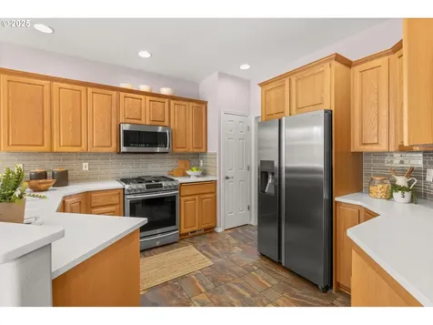 5140 NE Molly Street Hillsboro OR 97124