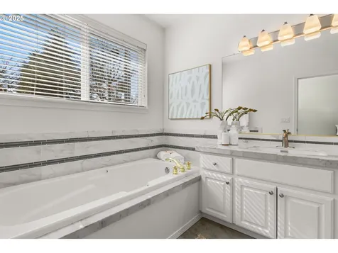 5140 NE Molly Street Hillsboro OR 97124
