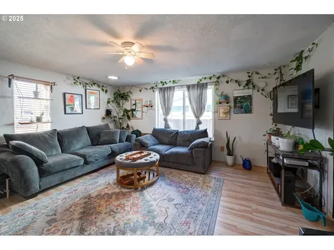 328 SW Westvale Street Mcminnville OR 97128