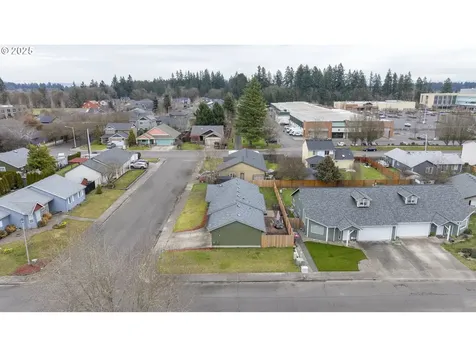 2550 NE Aaron Drive Mcminnville OR 97128
