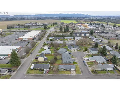 2550 NE Aaron Drive Mcminnville OR 97128
