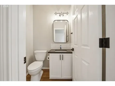 9508 SW Jonathan Court Portland OR 97219