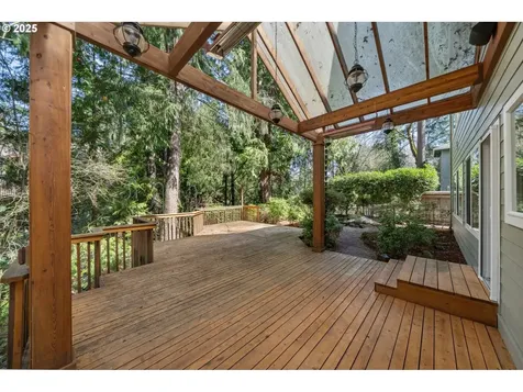 9508 SW Jonathan Court Portland OR 97219