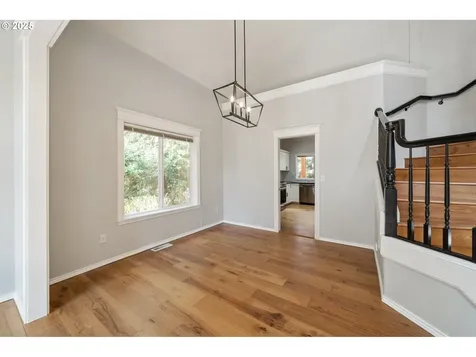 9508 SW Jonathan Court Portland OR 97219