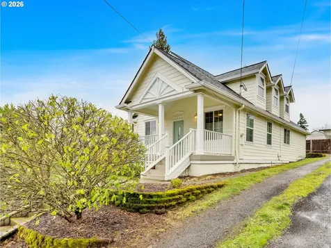 1312 Jackson Street Oregon City OR 97045