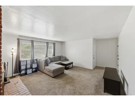 3793 Fir Street North Bend OR 97459