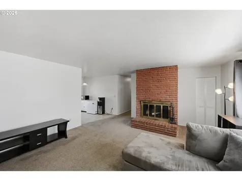 3793 Fir Street North Bend OR 97459