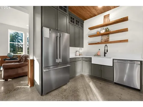 101 SW Juniper Avenue Warrenton OR 97146