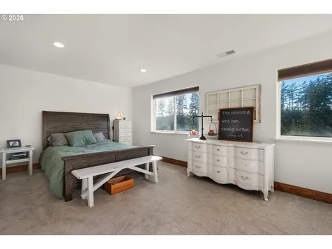 101 SW Juniper Avenue Warrenton OR 97146