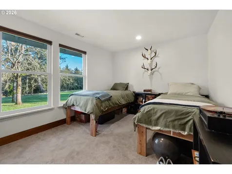 101 SW Juniper Avenue Warrenton OR 97146
