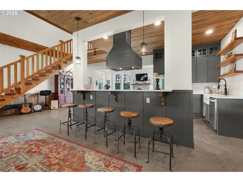 101 SW Juniper Avenue Warrenton OR 97146