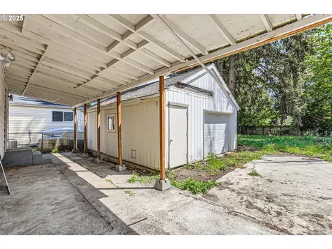 7508 SE Ogden Street Portland OR 97206
