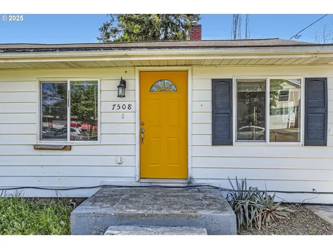 7508 SE Ogden Street Portland OR 97206