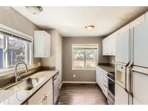 7508 SE Ogden Street Portland OR 97206