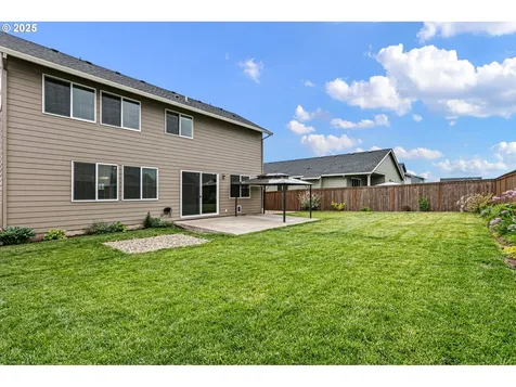 1404 Farmington Drive Junction City OR 97448