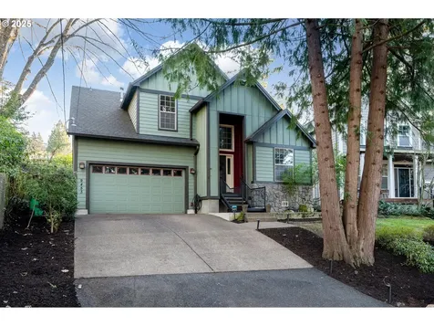 9453 SW 62nd Drive Portland OR 97219