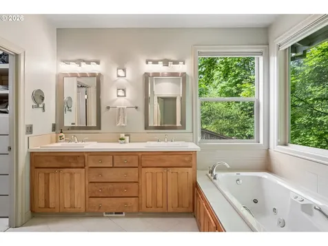 8444 SE 138th Drive Portland OR 97236