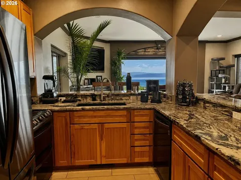 28978 Vizcaino Court Gold Beach OR 97444