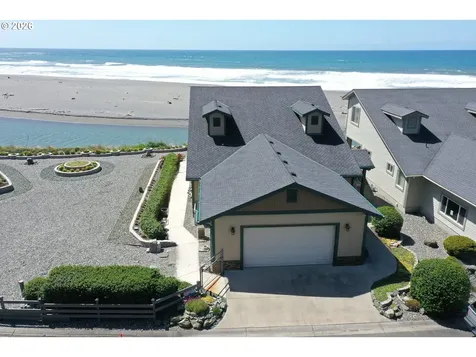 28978 Vizcaino Court Gold Beach OR 97444