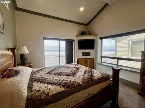 28978 Vizcaino Court Gold Beach OR 97444