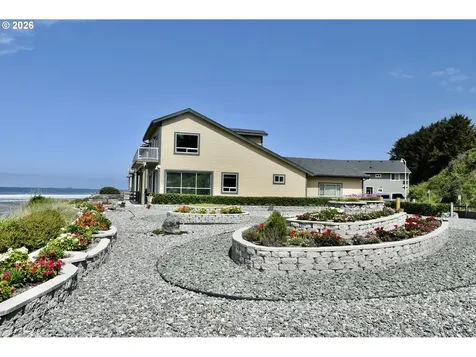 28978 Vizcaino Court Gold Beach OR 97444