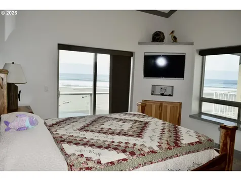 28978 Vizcaino Court Gold Beach OR 97444