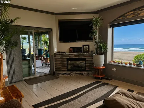 28978 Vizcaino Court Gold Beach OR 97444