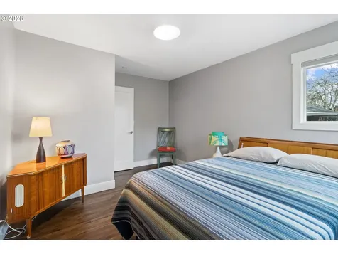 10644 NE Russell Court Portland OR 97220