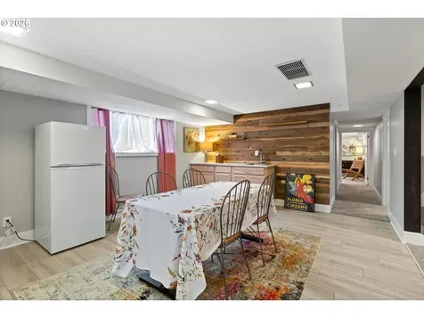 10644 NE Russell Court Portland OR 97220