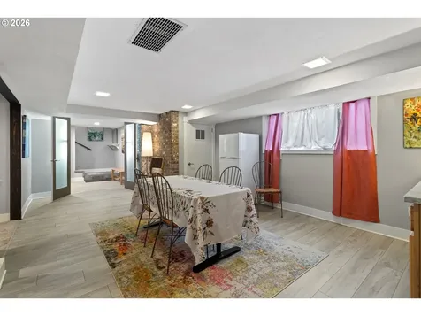 10644 NE Russell Court Portland OR 97220