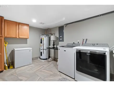 10644 NE Russell Court Portland OR 97220