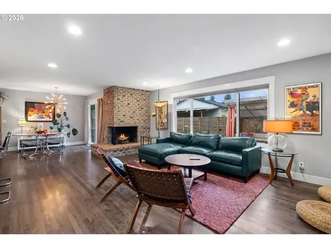 10644 NE Russell Court Portland OR 97220