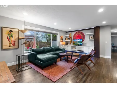 10644 NE Russell Court Portland OR 97220