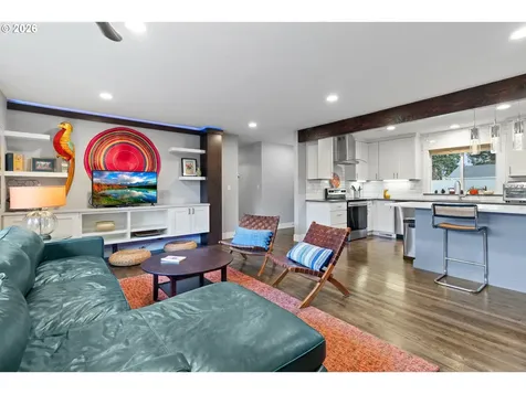 10644 NE Russell Court Portland OR 97220