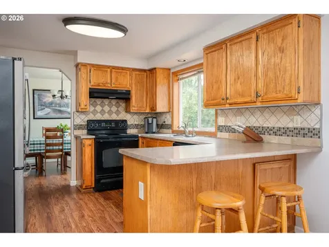 11240 SE Cranberry Loop Clackamas OR 97015