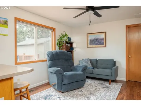 11240 SE Cranberry Loop Clackamas OR 97015