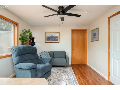 11240 SE Cranberry Loop Clackamas OR 97015