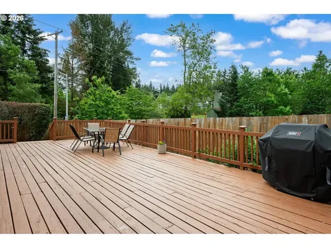 11240 SE Cranberry Loop Clackamas OR 97015