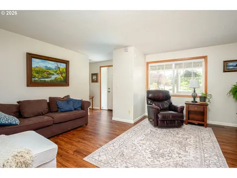 11240 SE Cranberry Loop Clackamas OR 97015