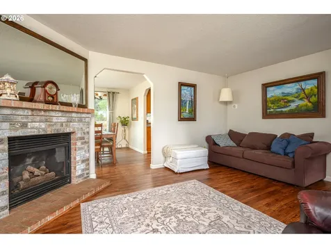 11240 SE Cranberry Loop Clackamas OR 97015