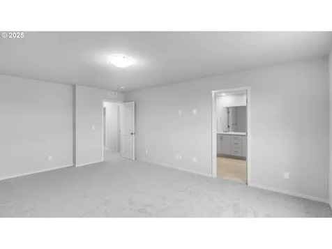 2255 Sawtelle Drive Woodburn OR 97071