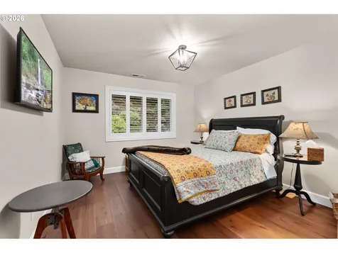 7717 NW Blue Pointe Lane Portland OR 97229